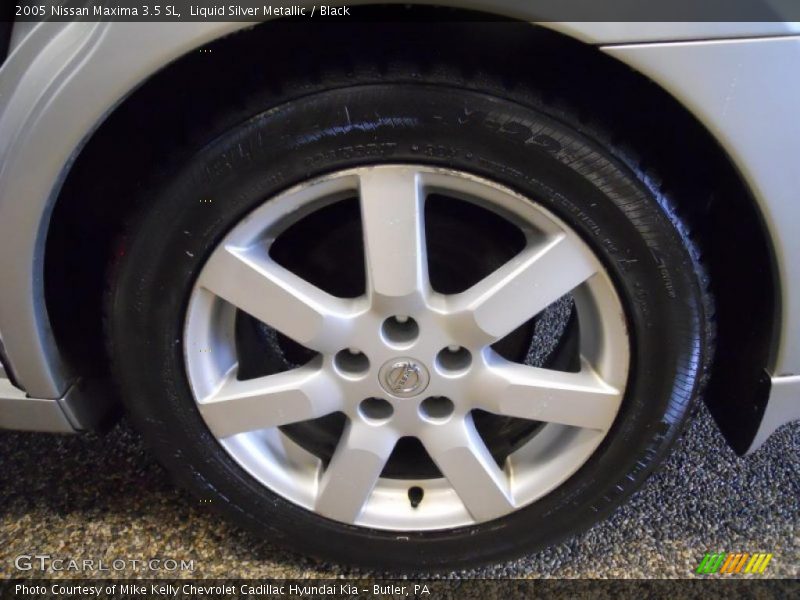 Liquid Silver Metallic / Black 2005 Nissan Maxima 3.5 SL