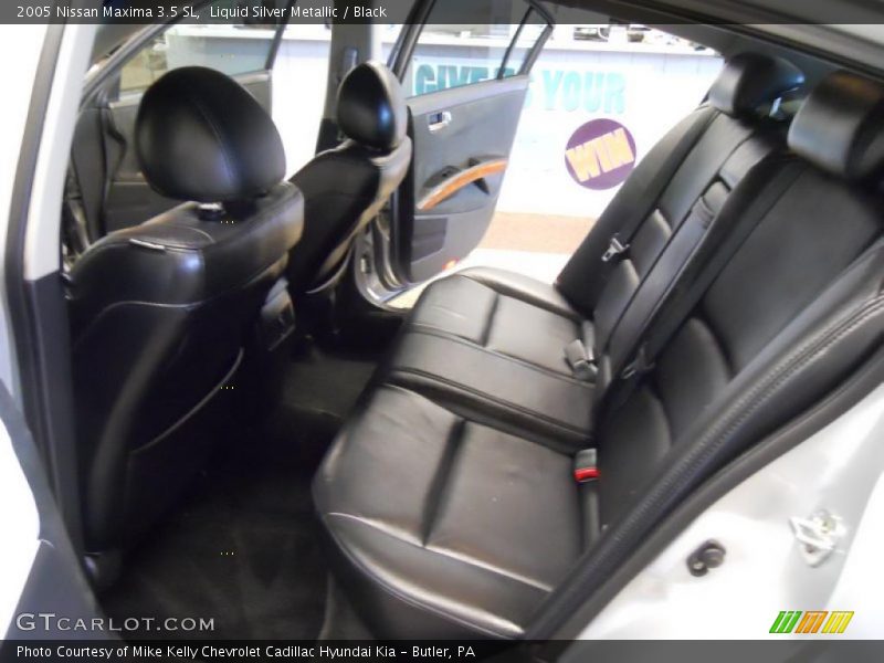 Liquid Silver Metallic / Black 2005 Nissan Maxima 3.5 SL