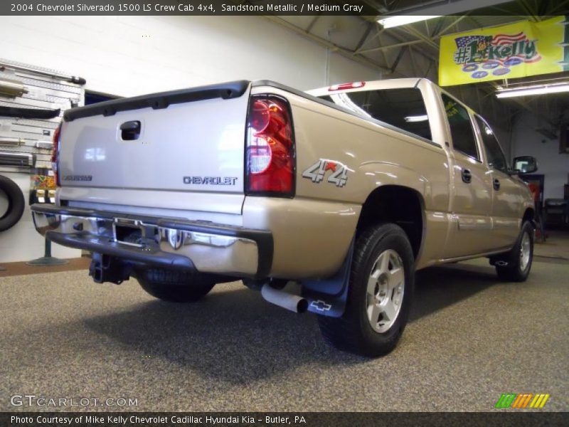 Sandstone Metallic / Medium Gray 2004 Chevrolet Silverado 1500 LS Crew Cab 4x4