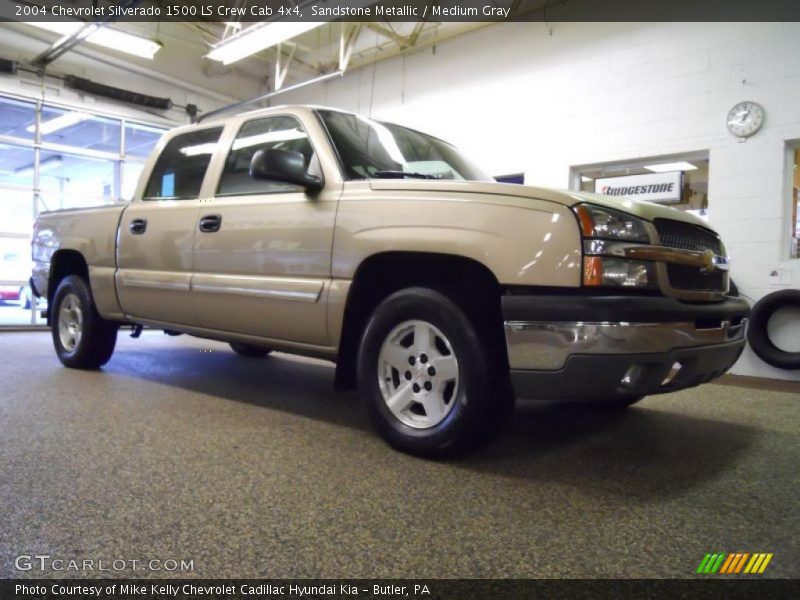 Sandstone Metallic / Medium Gray 2004 Chevrolet Silverado 1500 LS Crew Cab 4x4