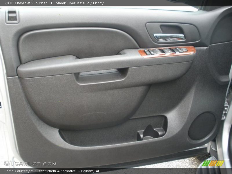 Door Panel of 2010 Suburban LT