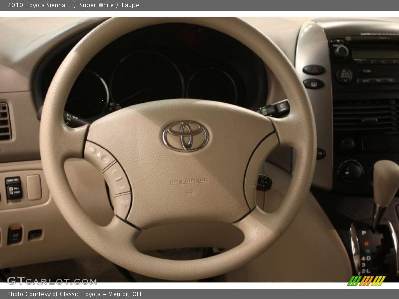Super White / Taupe 2010 Toyota Sienna LE