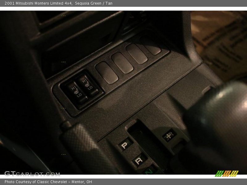 Sequoia Green / Tan 2001 Mitsubishi Montero Limited 4x4