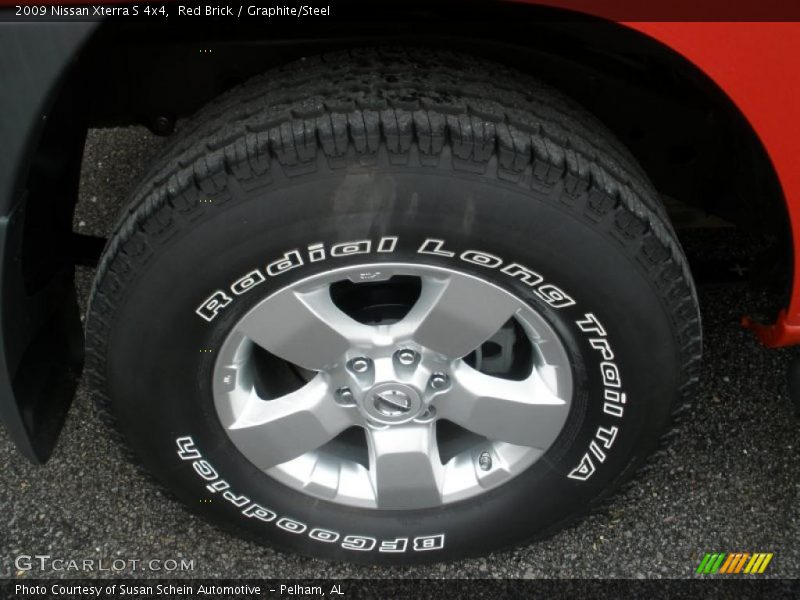 Red Brick / Graphite/Steel 2009 Nissan Xterra S 4x4