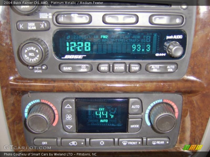 Controls of 2004 Rainier CXL AWD