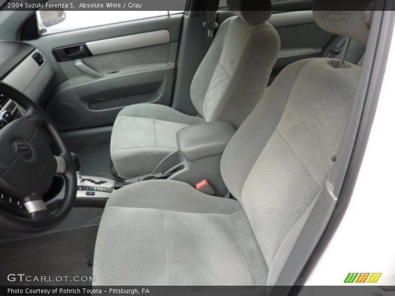 Absolute White / Gray 2004 Suzuki Forenza S