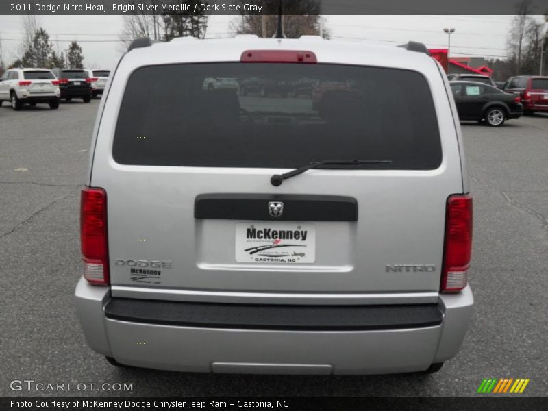 Bright Silver Metallic / Dark Slate Gray 2011 Dodge Nitro Heat
