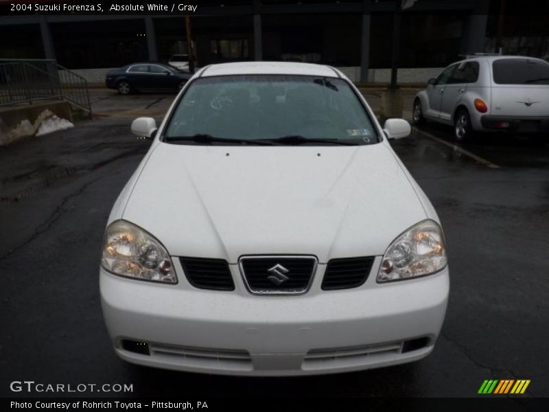 Absolute White / Gray 2004 Suzuki Forenza S