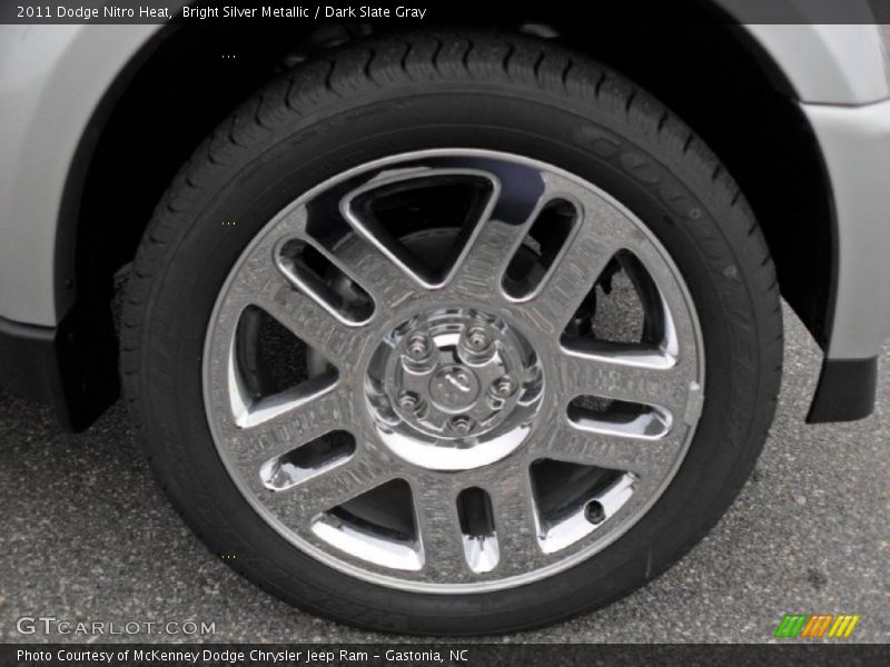 Bright Silver Metallic / Dark Slate Gray 2011 Dodge Nitro Heat