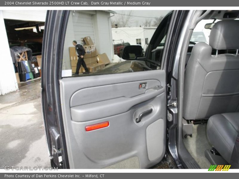 Dark Gray Metallic / Medium Gray 2004 Chevrolet Silverado 2500HD LT Crew Cab