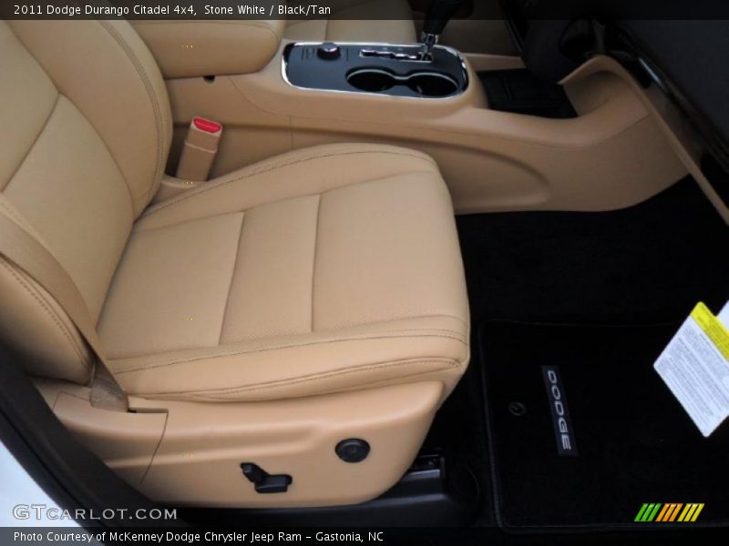 Stone White / Black/Tan 2011 Dodge Durango Citadel 4x4