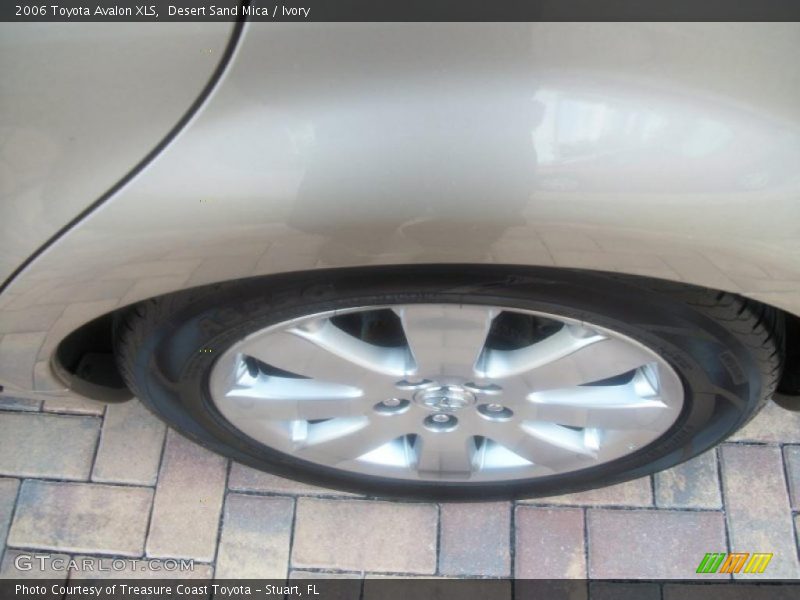 Desert Sand Mica / Ivory 2006 Toyota Avalon XLS