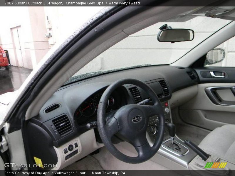 Champagne Gold Opal / Warm Ivory Tweed 2007 Subaru Outback 2.5i Wagon