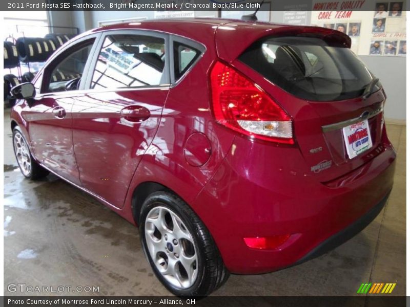 Bright Magenta Metallic / Charcoal Black/Blue Cloth 2011 Ford Fiesta SES Hatchback