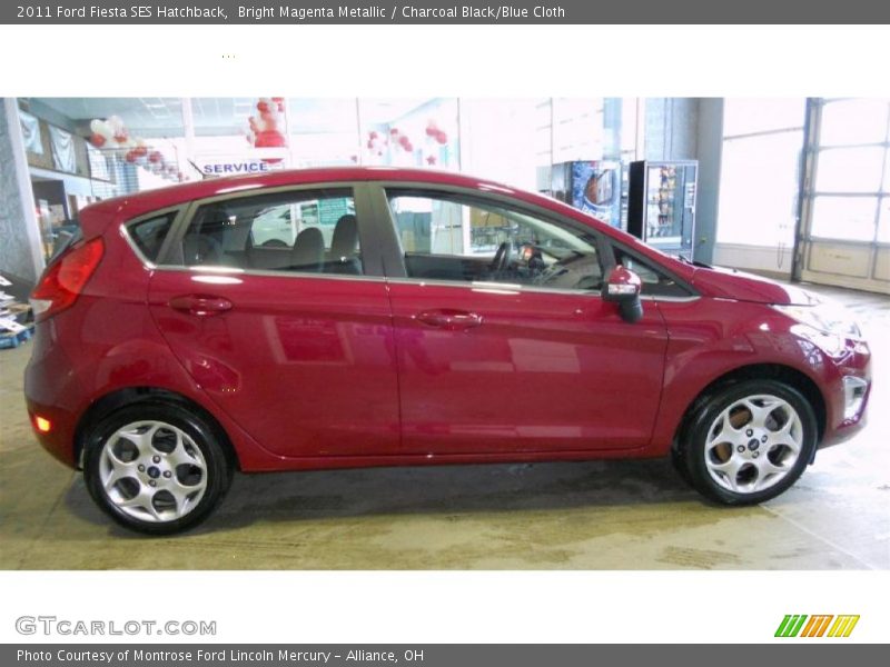 Bright Magenta Metallic / Charcoal Black/Blue Cloth 2011 Ford Fiesta SES Hatchback
