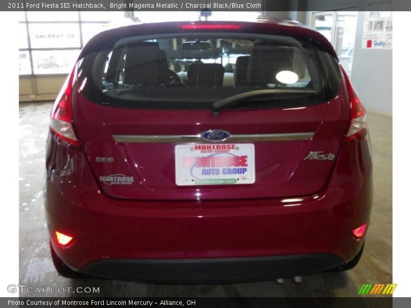 Bright Magenta Metallic / Charcoal Black/Blue Cloth 2011 Ford Fiesta SES Hatchback