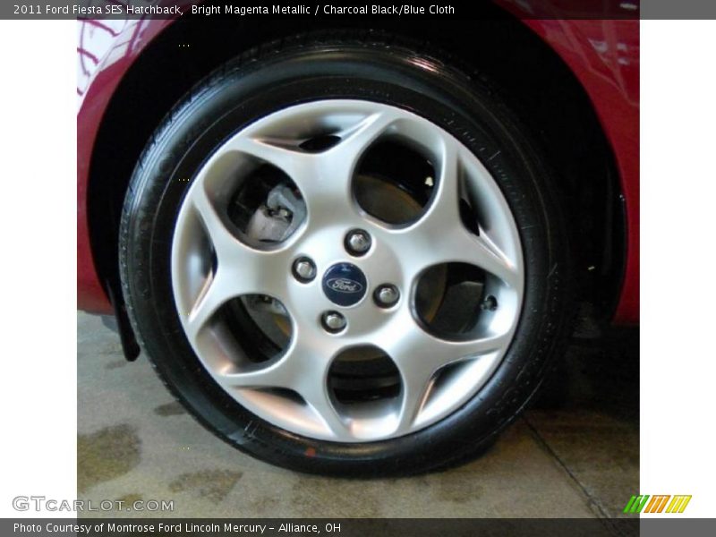 Bright Magenta Metallic / Charcoal Black/Blue Cloth 2011 Ford Fiesta SES Hatchback