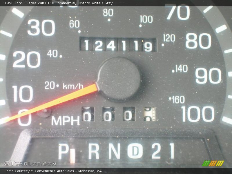 Oxford White / Grey 1998 Ford E Series Van E150 Commercial