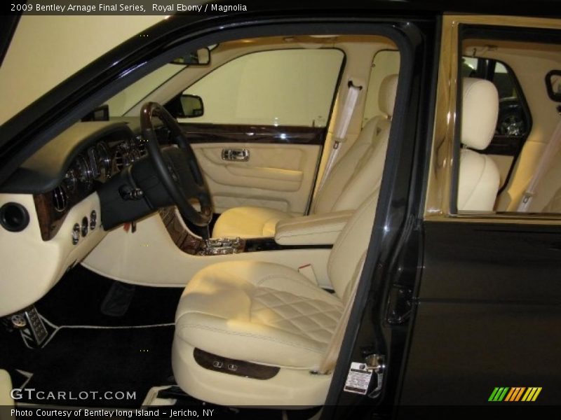  2009 Arnage Final Series Magnolia Interior