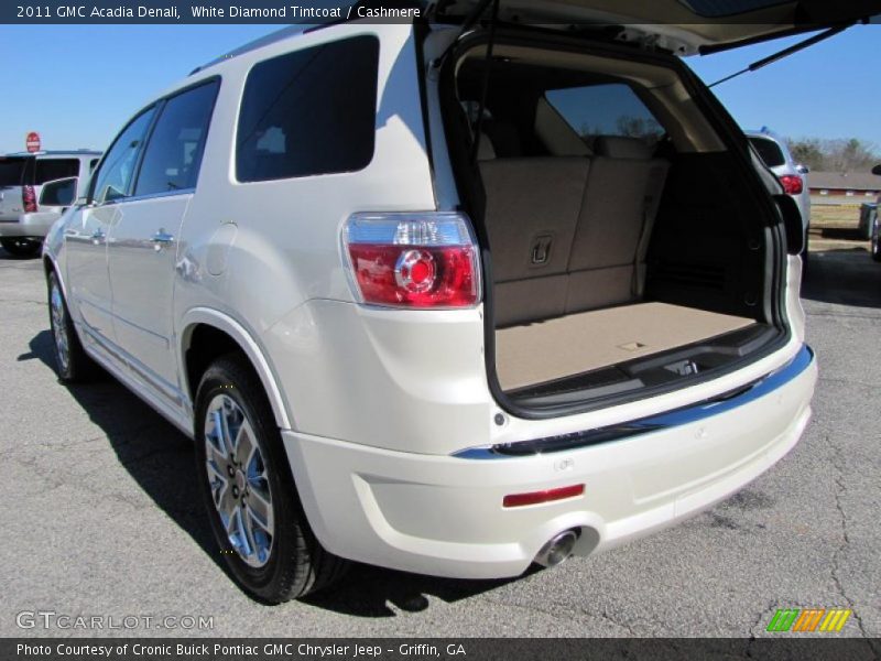  2011 Acadia Denali Trunk
