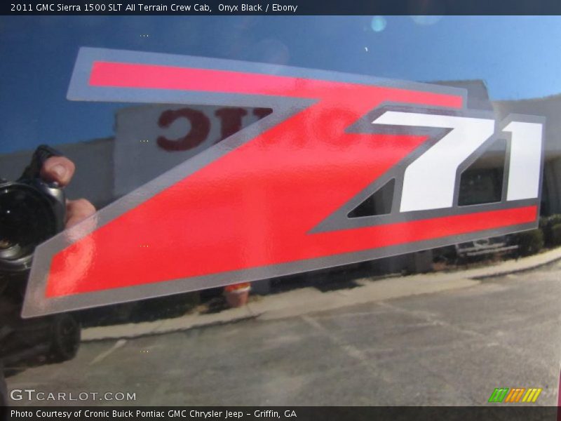  2011 Sierra 1500 SLT All Terrain Crew Cab Logo