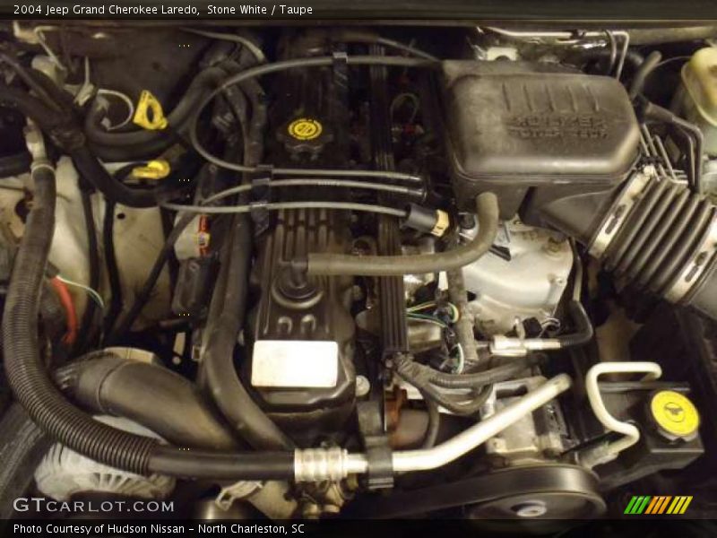 Stone White / Taupe 2004 Jeep Grand Cherokee Laredo