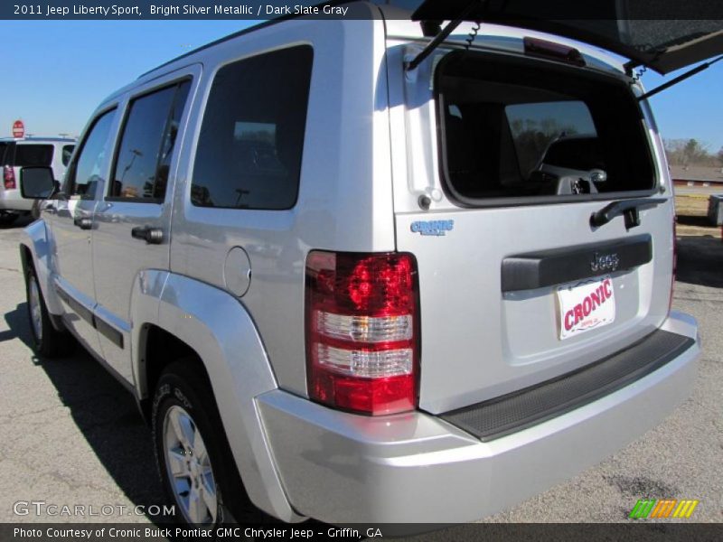 Bright Silver Metallic / Dark Slate Gray 2011 Jeep Liberty Sport