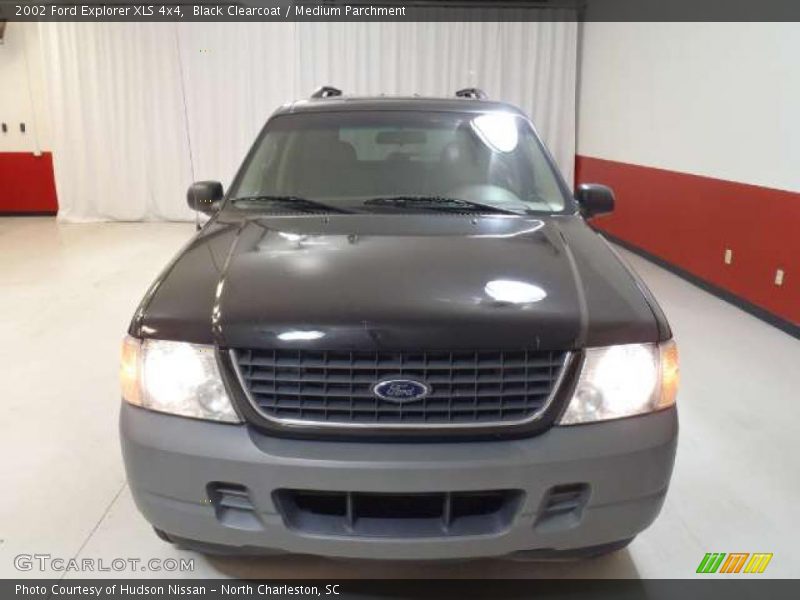 Black Clearcoat / Medium Parchment 2002 Ford Explorer XLS 4x4