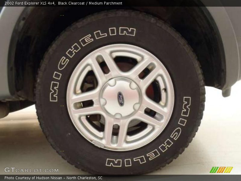 Black Clearcoat / Medium Parchment 2002 Ford Explorer XLS 4x4