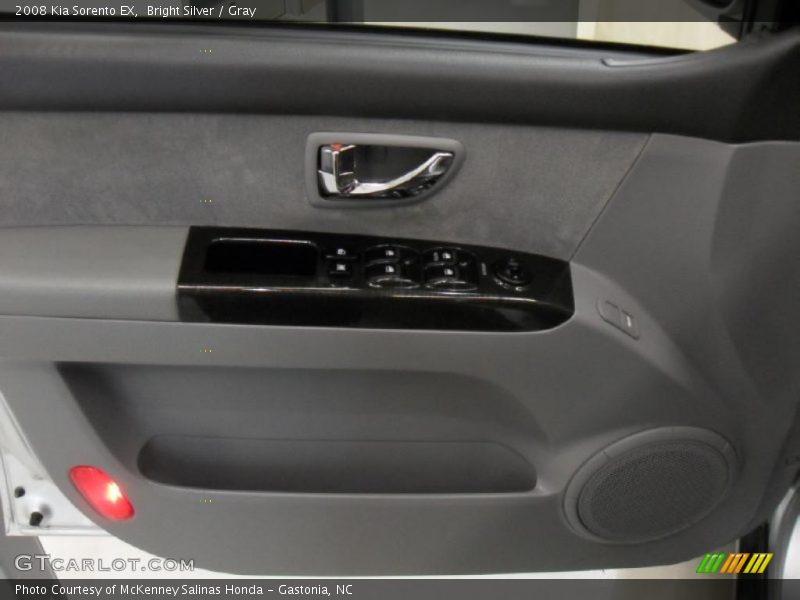 Bright Silver / Gray 2008 Kia Sorento EX