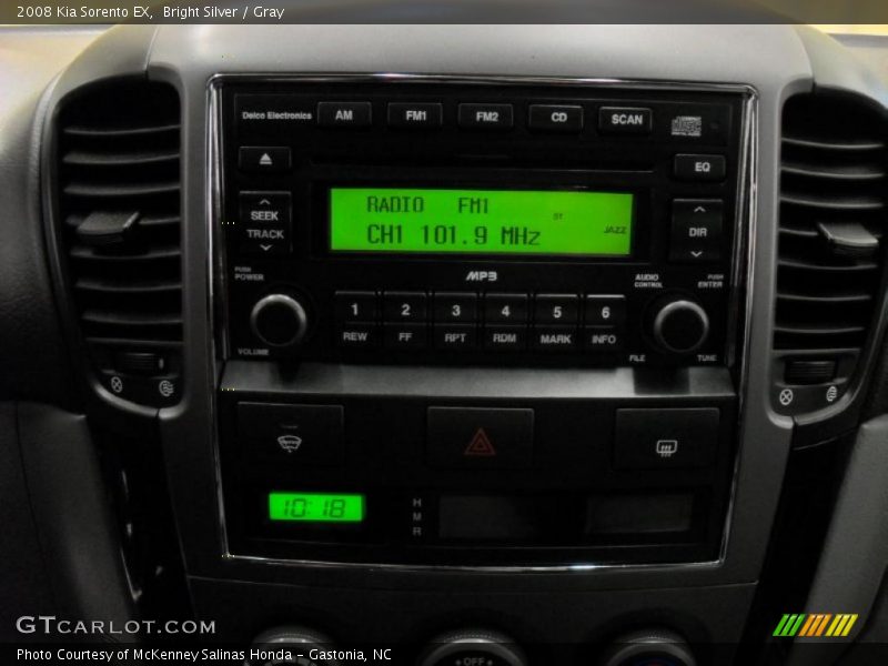 Bright Silver / Gray 2008 Kia Sorento EX