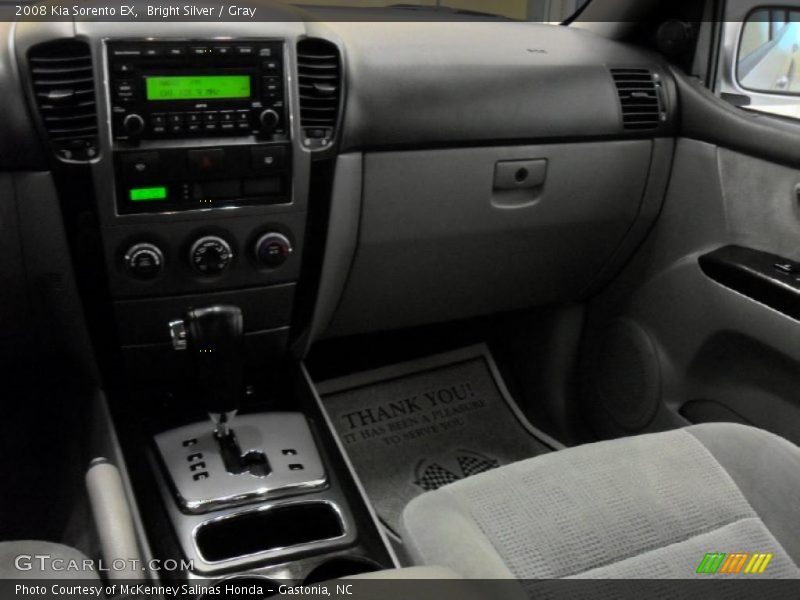 Bright Silver / Gray 2008 Kia Sorento EX