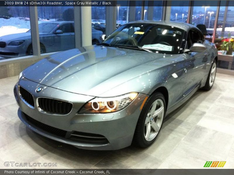 Front 3/4 View of 2009 Z4 sDrive30i Roadster