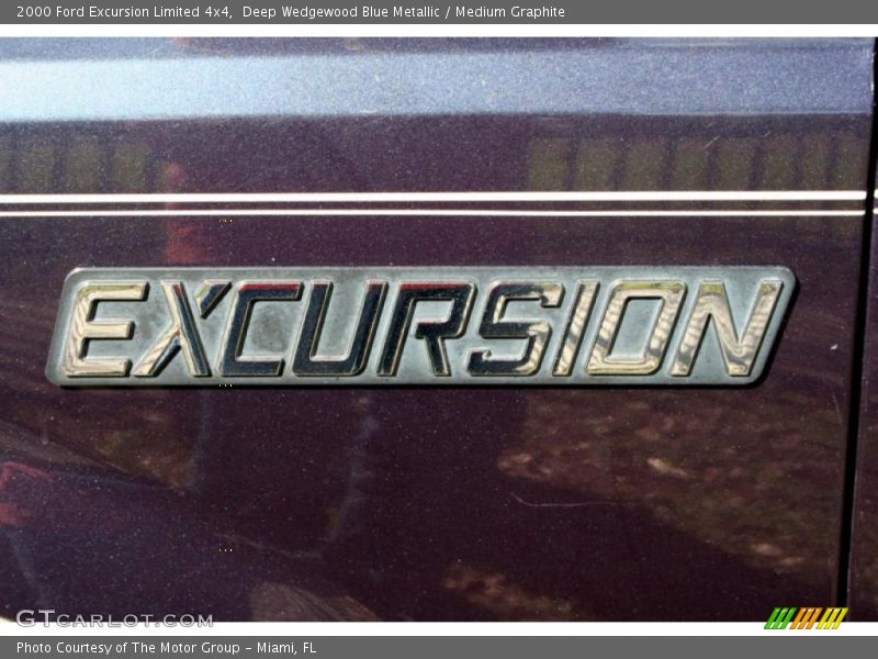  2000 Excursion Limited 4x4 Logo