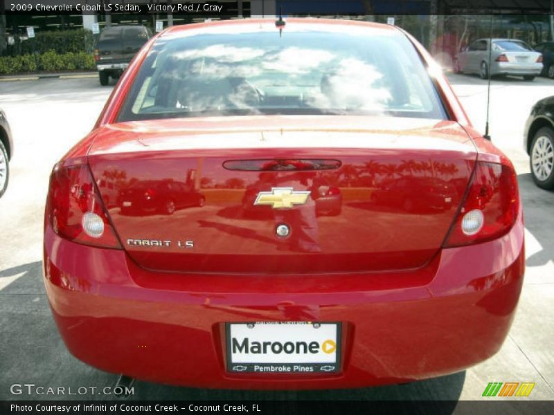 Victory Red / Gray 2009 Chevrolet Cobalt LS Sedan