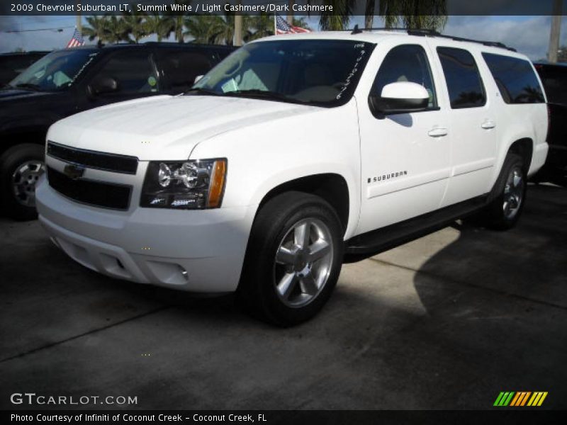 Summit White / Light Cashmere/Dark Cashmere 2009 Chevrolet Suburban LT