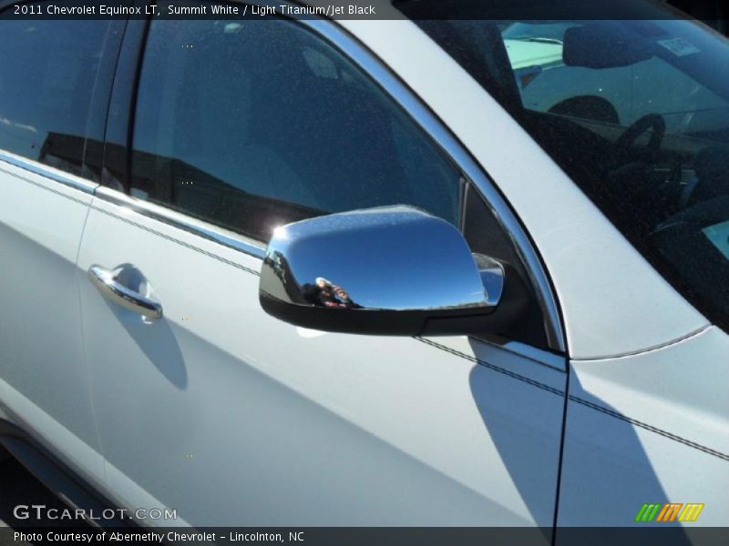 Summit White / Light Titanium/Jet Black 2011 Chevrolet Equinox LT