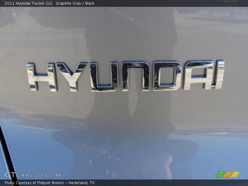 Graphite Gray / Black 2011 Hyundai Tucson GLS