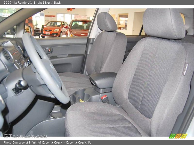 Bright Silver / Black 2009 Kia Rondo LX