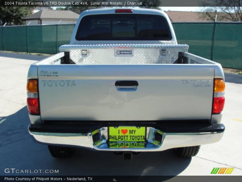Lunar Mist Metallic / Charcoal 2004 Toyota Tacoma V6 TRD Double Cab 4x4