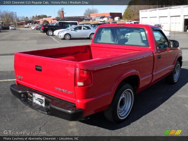 Victory Red / Medium Gray 2003 Chevrolet S10 Regular Cab