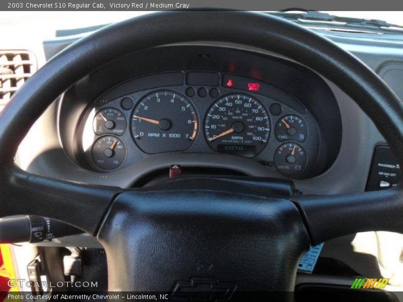 Victory Red / Medium Gray 2003 Chevrolet S10 Regular Cab