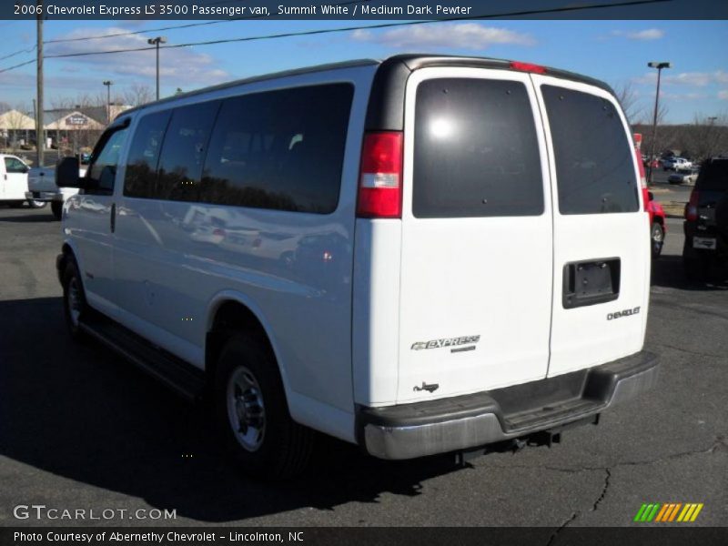 Summit White / Medium Dark Pewter 2006 Chevrolet Express LS 3500 Passenger van