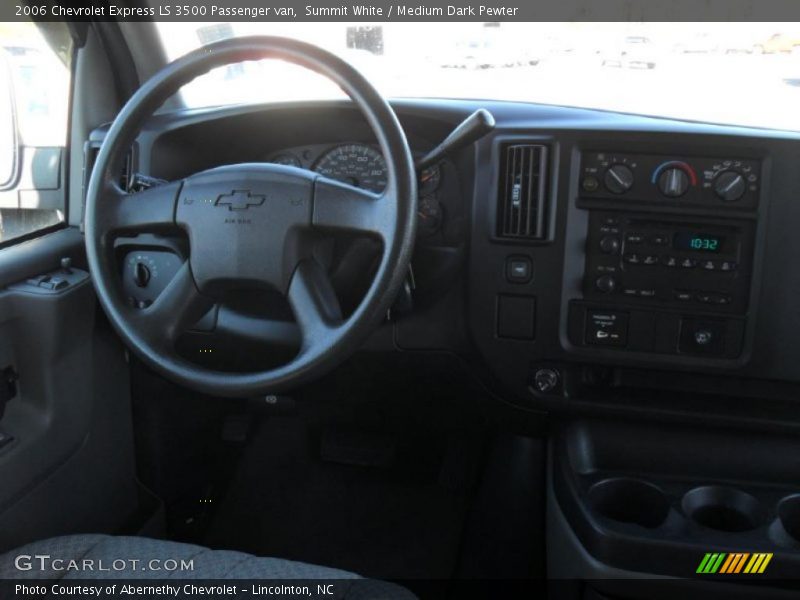 Summit White / Medium Dark Pewter 2006 Chevrolet Express LS 3500 Passenger van