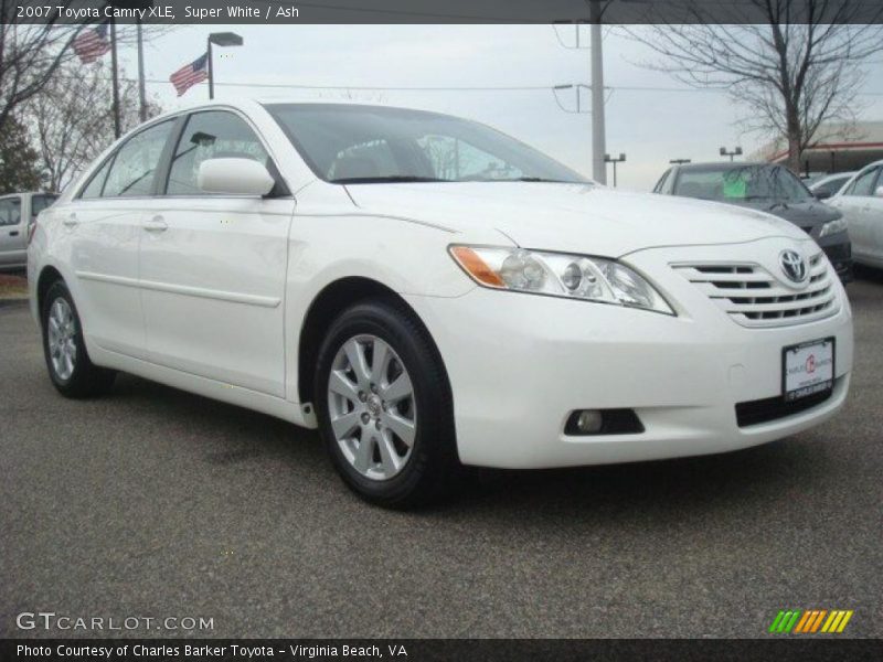 Super White / Ash 2007 Toyota Camry XLE