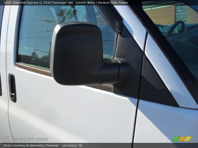 Summit White / Medium Dark Pewter 2006 Chevrolet Express LS 3500 Passenger van