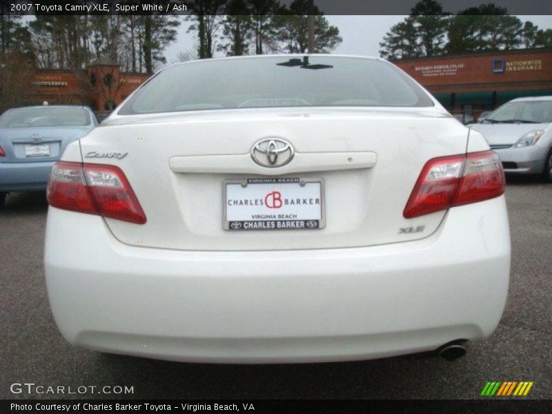 Super White / Ash 2007 Toyota Camry XLE