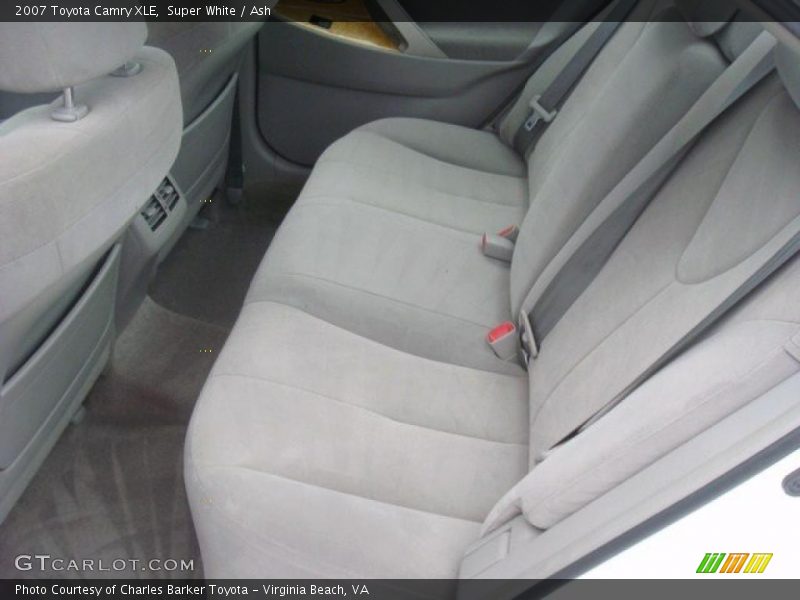 Super White / Ash 2007 Toyota Camry XLE