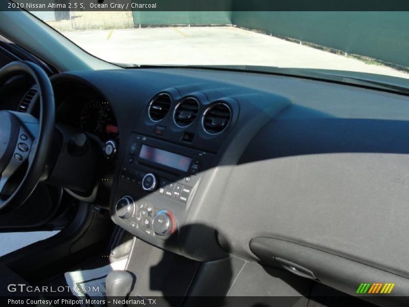 Ocean Gray / Charcoal 2010 Nissan Altima 2.5 S