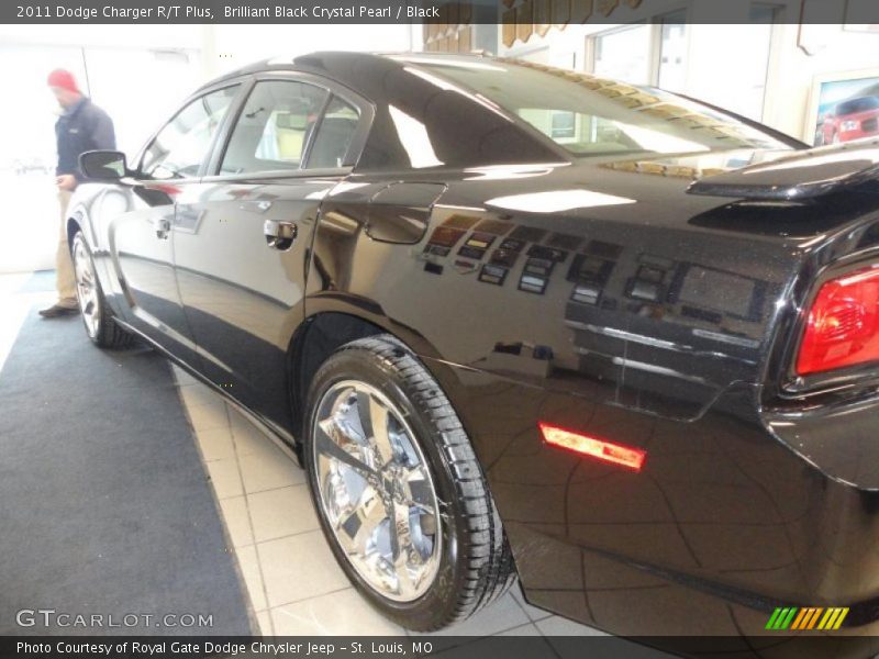 Brilliant Black Crystal Pearl / Black 2011 Dodge Charger R/T Plus